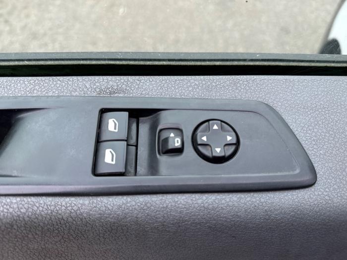 Peugeot Expert 1.6 Blue HDi 95 16V Skrotfordon (2019, WIT)