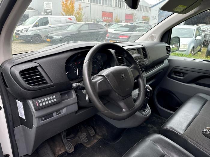 Peugeot Expert 1.6 Blue HDi 95 16V Skrotfordon (2019, WIT)