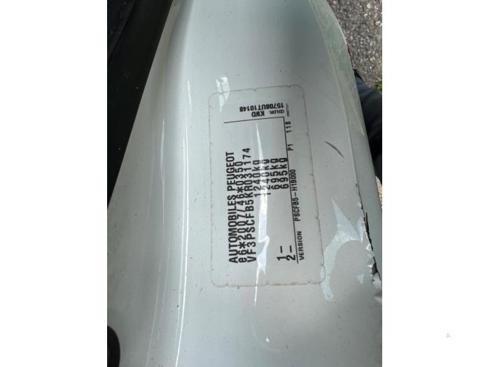 Peugeot 108 1.0 12V VVT-i Salvage vehicle (2020, White)