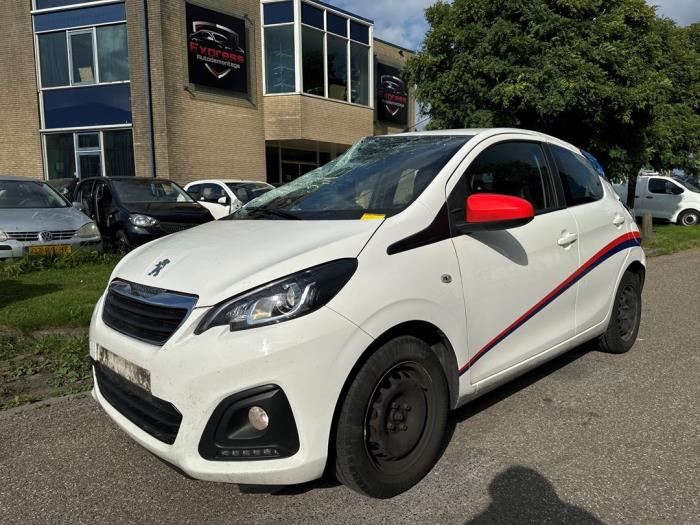 Peugeot 108 1.0 12V VVT-i Salvage vehicle (2020, White)