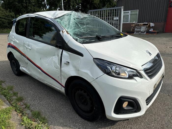 Peugeot 108 1.0 12V VVT-i Salvage vehicle (2020, White)