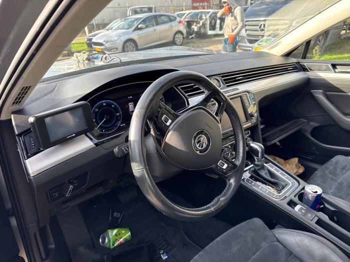 Volkswagen Passat Variant 1.4 GTE 16V Épave (2016, Gris)