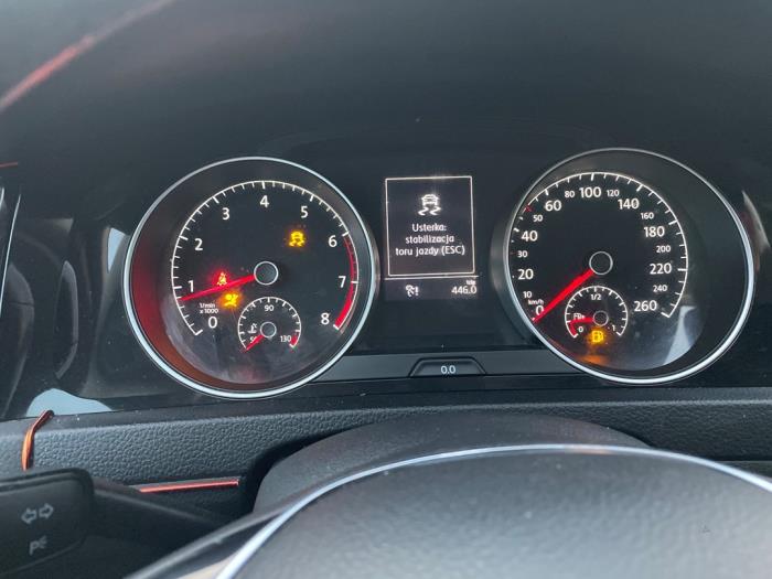 Volkswagen Golf VII 1.4 TSI 16V Épave (2013, Blanc)