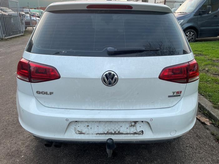 Volkswagen Golf VII 1.4 TSI 16V Épave (2013, Blanc)