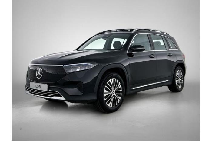 Mercedes EQB 250+ 71 kWh  (Rozbiórka)