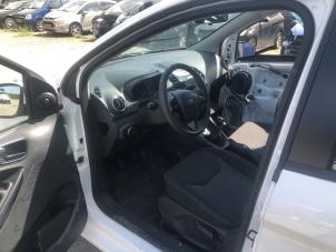 Ford Ka+ 1.2 Ti-VCT Épave (2016, Blanc)
