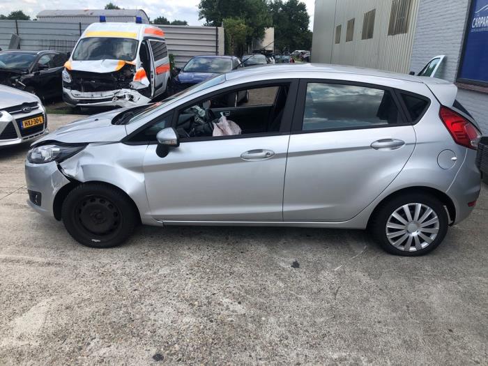 Ford Fiesta 6 1.0 SCI 12V 80 Schrottauto (2016, Silbergrau, Moondust)