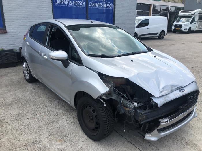 Ford Fiesta 6 1.0 SCI 12V 80 Schrottauto (2016, Silbergrau, Moondust)