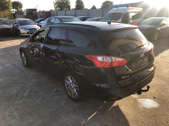 Ford Focus 3 Wagon 1.6 EcoBoost 16V 150 Épave (2011, Noir)