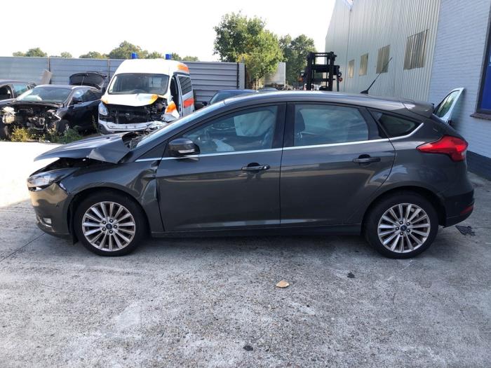 Ford Focus 3 1.0 Ti-VCT EcoBoost 12V 125 Salvage vehicle (2017, MAGNETIC)