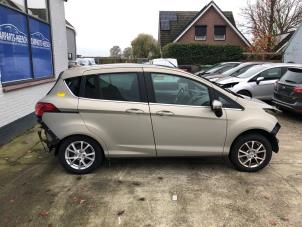 Ford B-Max 1.0 EcoBoost 12V 100 Samochód złomowany (2013, Srebrny)