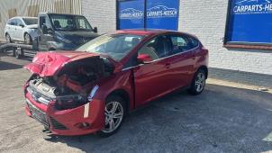 Ford Focus 3 1.6 EcoBoost 16V Vehículo de desguace (2011, Tintado, Rojo, Blanco candy, Blindado)