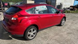 Ford Focus 3 1.6 EcoBoost 16V Vehículo de desguace (2011, Tintado, Rojo, Blanco candy, Blindado)