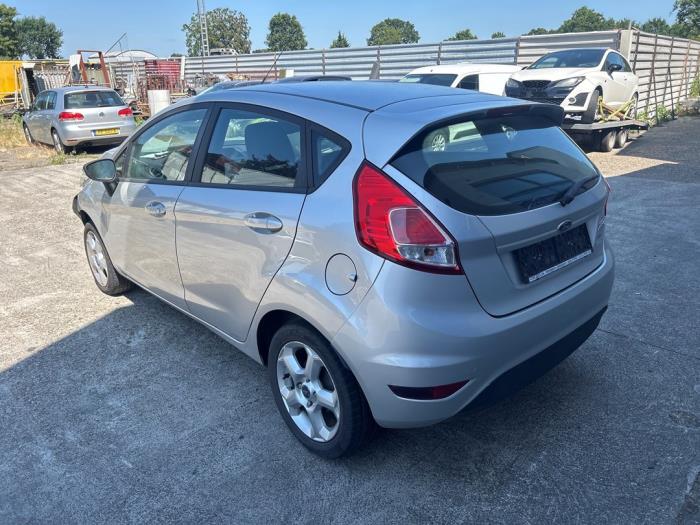 Ford Fiesta 6 1.0 SCI 12V 80 Vehículo de desguace (2013, Moondust)