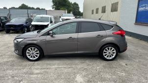 Ford Focus 3 1.5 EcoBoost 16V 150 Vehículo de desguace (2015, LUNAR SKY)