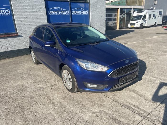 Ford Focus 3 1.5 EcoBoost 16V 150 Vehículo de desguace (2015, Azul)