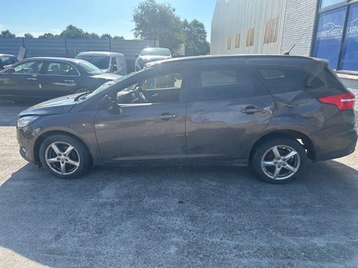 Ford Focus 3 Wagon 1.5 TDCi Vehículo de desguace (2016, CARIBOU)