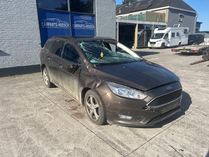 Ford Focus 3 Wagon 1.5 TDCi Vehículo de desguace (2016, CARIBOU)
