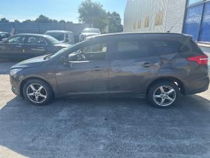 Ford Focus 3 Wagon 1.5 TDCi Vehículo de desguace (2016, CARIBOU)
