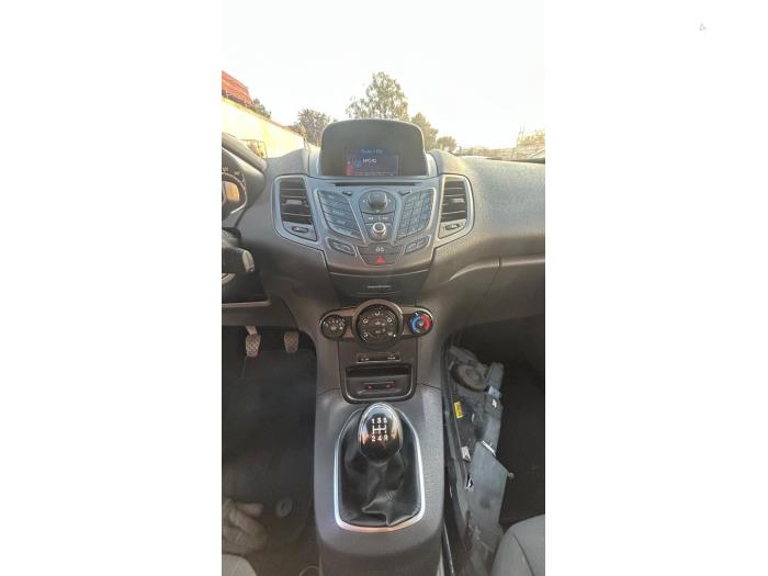 Ford Fiesta 6 1.0 Ti-VCT 12V 65 Vehículo de desguace (2014, Azul, Blanco candy)
