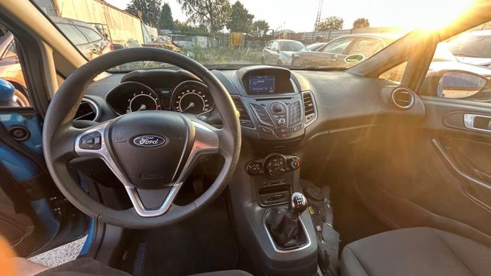 Ford Fiesta 6 1.0 Ti-VCT 12V 65 Vehículo de desguace (2014, Azul, Blanco candy)