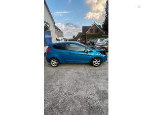 Ford Fiesta 6 1.0 Ti-VCT 12V 65 Vehículo de desguace (2014, Azul, Blanco candy)