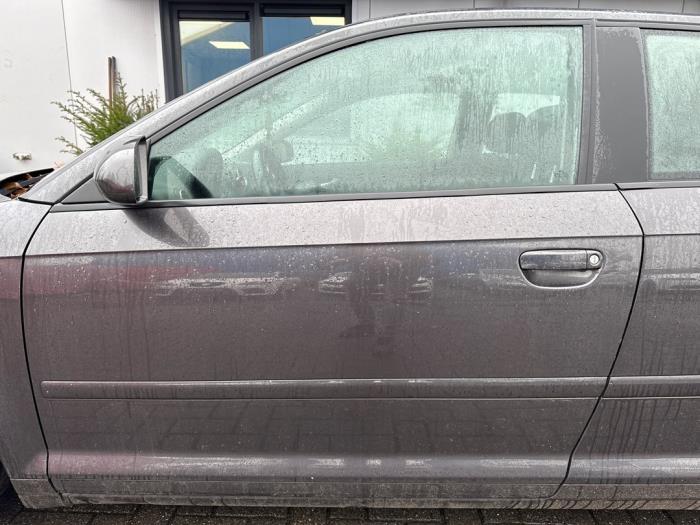 Audi A3 2.0 16V FSI Schrottauto (2003, Grau)
