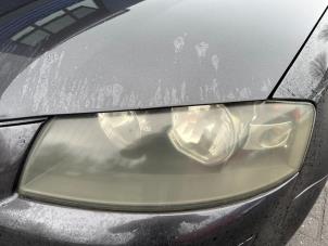 Audi A3 2.0 16V FSI Schrottauto (2003, Grau)