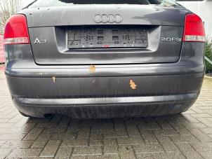 Audi A3 2.0 16V FSI Schrottauto (2003, Grau)