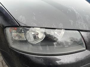 Audi A3 2.0 16V FSI Schrottauto (2003, Grau)