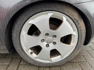 Audi A3 2.0 16V FSI Schrottauto (2003, Grau)