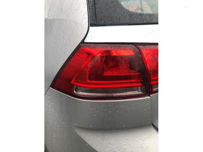 Volkswagen Golf VII 1.4 TSI 16V Samochód złomowany (2016, Srebrnoszary)