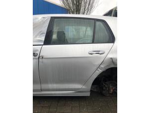 Volkswagen Golf VII 1.4 TSI 16V Samochód złomowany (2016, Srebrnoszary)