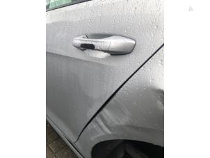 Volkswagen Golf VII 1.4 TSI 16V Samochód złomowany (2016, Srebrnoszary)
