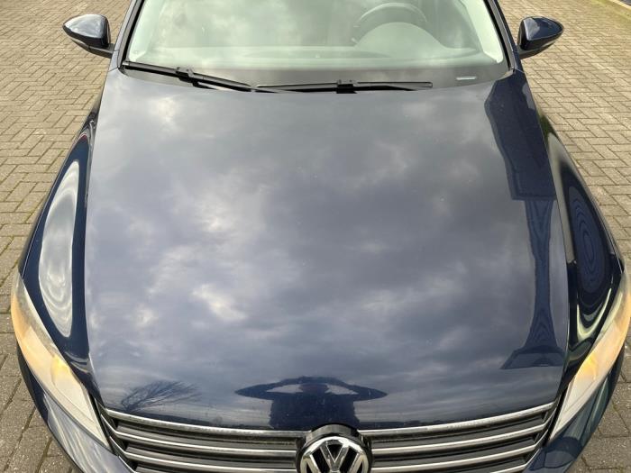 Volkswagen Passat Variant 1.4 TSI 16V Schrottauto (2011, Blau)
