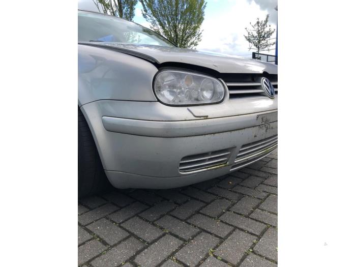 Volkswagen Golf IV 1.8 20V Turbo Épave (1998, Argenté)