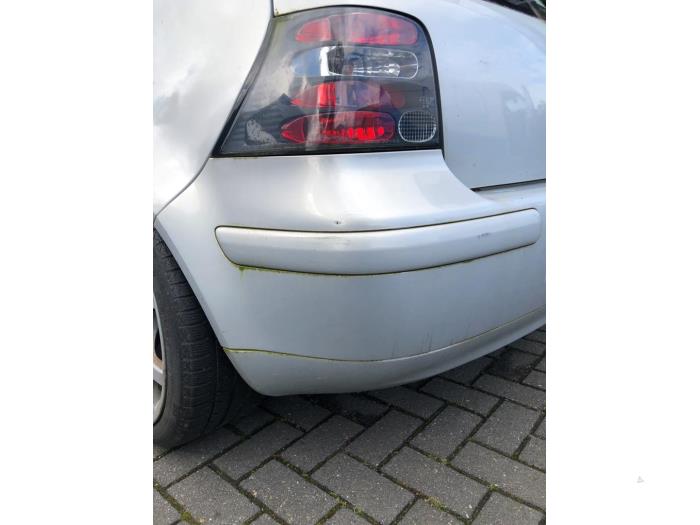 Volkswagen Golf IV 1.8 20V Turbo Épave (1998, Argenté)