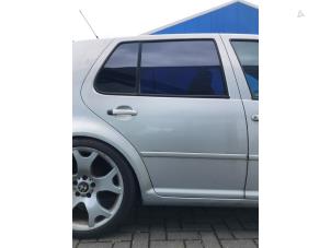 Volkswagen Golf IV 1.8 20V Turbo Épave (1998, Argenté)