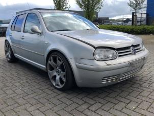Volkswagen Golf IV 1.8 20V Turbo Épave (1998, Argenté)