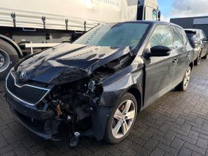 Skoda Fabia III 1.2 TSI 16V Vehículo de desguace (2016, Negro)