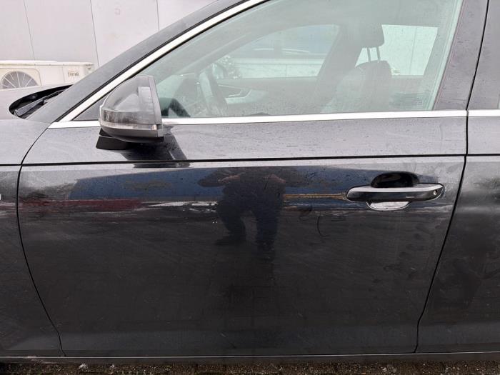 Audi A4 Avant 2.0 TFSI 16V Schrottauto (2017, Schwarz)