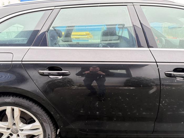 Audi A4 Avant 2.0 TFSI 16V Schrottauto (2017, Schwarz)