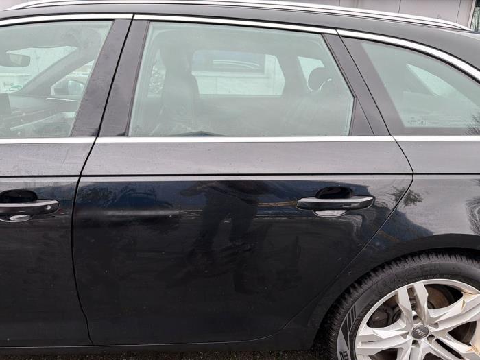 Audi A4 Avant 2.0 TFSI 16V Schrottauto (2017, Schwarz)