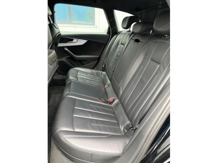 Audi A4 Avant 2.0 TFSI 16V Schrottauto (2017, Schwarz)