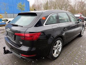 Audi A4 Avant 2.0 TFSI 16V Schrottauto (2017, Schwarz)