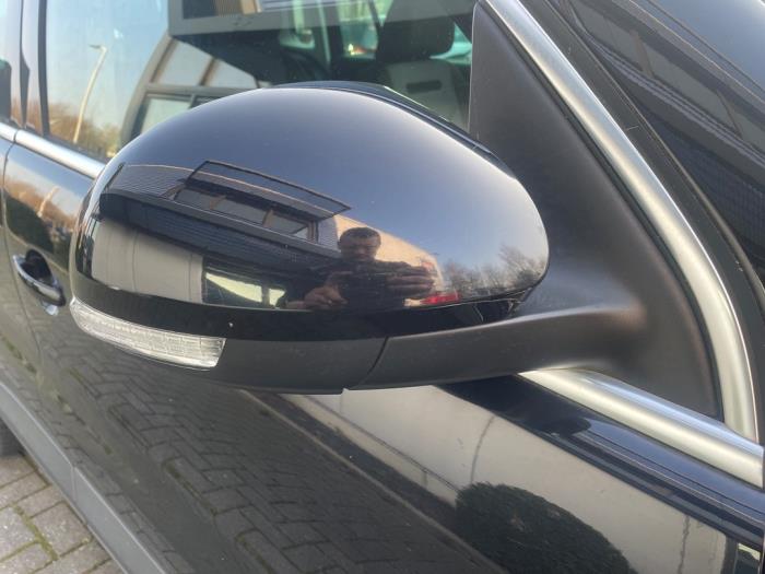 Volkswagen Tiguan 2.0 TSI 16V 4Motion Vehículo de desguace (2009, Negro)