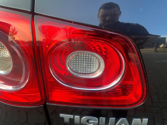 Volkswagen Tiguan 2.0 TSI 16V 4Motion Vehículo de desguace (2009, Negro)