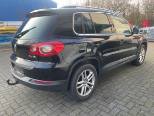 Volkswagen Tiguan 2.0 TSI 16V 4Motion Vehículo de desguace (2009, Negro)