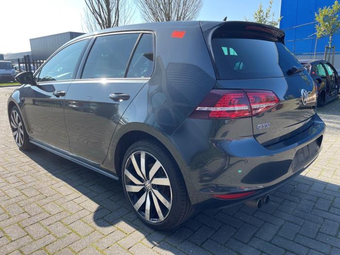 Volkswagen Golf VII 1.4 GTE 16V Épave (2015, Noir)