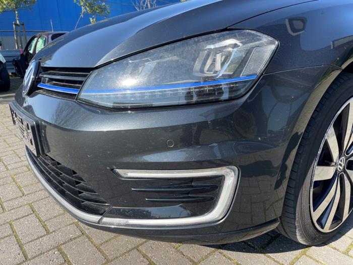 Volkswagen Golf VII 1.4 GTE 16V Épave (2015, Noir)